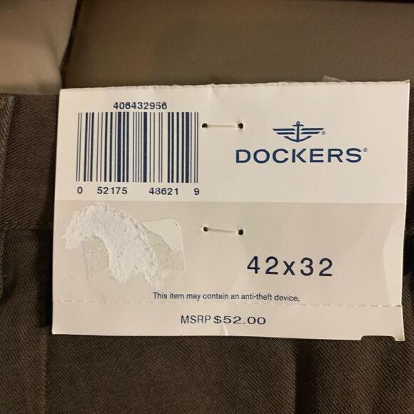 Dockers Mens Brown Plush Twill Pant 42 X 32 Pleated Classic Fit No Wrinkles New - Picture 3 of 16